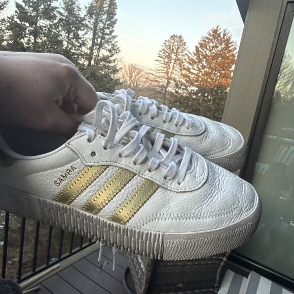 Adidas Women's 7.5 US 6 UK Samba White Platform Leather Sneakers Gold Stripe - Picture 14 of 16